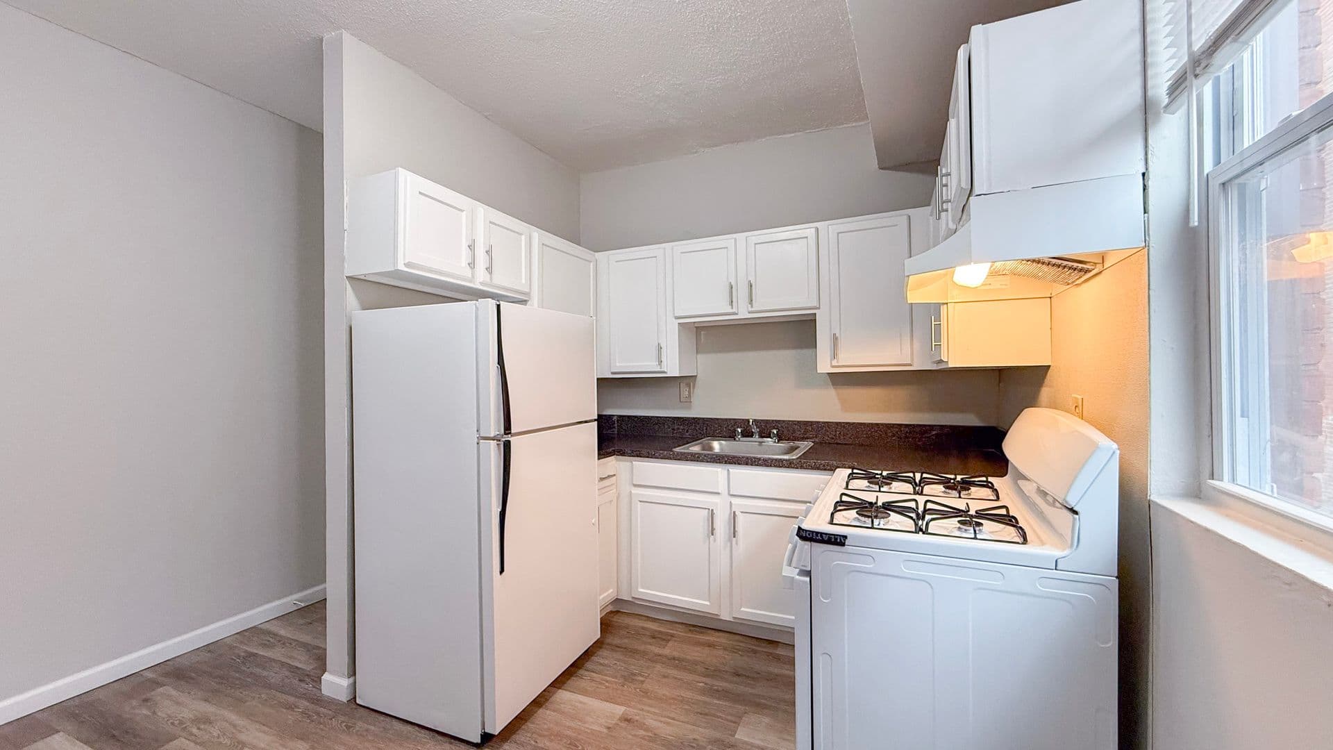 Hartford Apartment: 422-424 Garden St