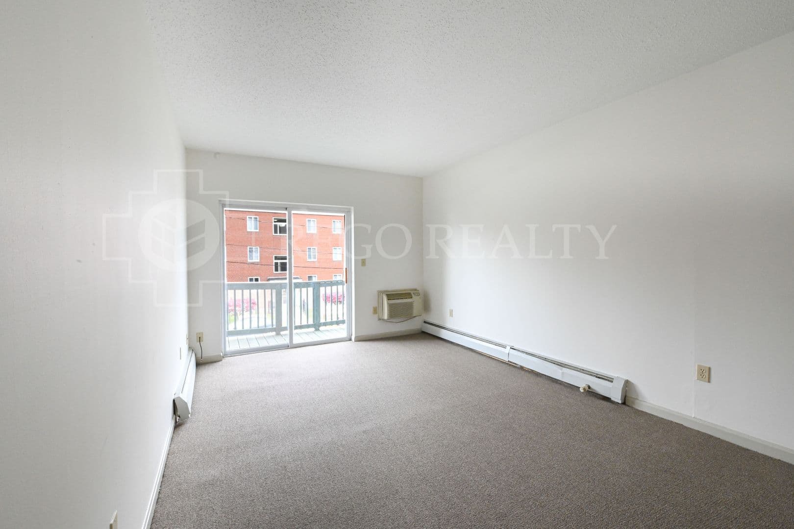 Hartford Apartment: 45 Allen Pl