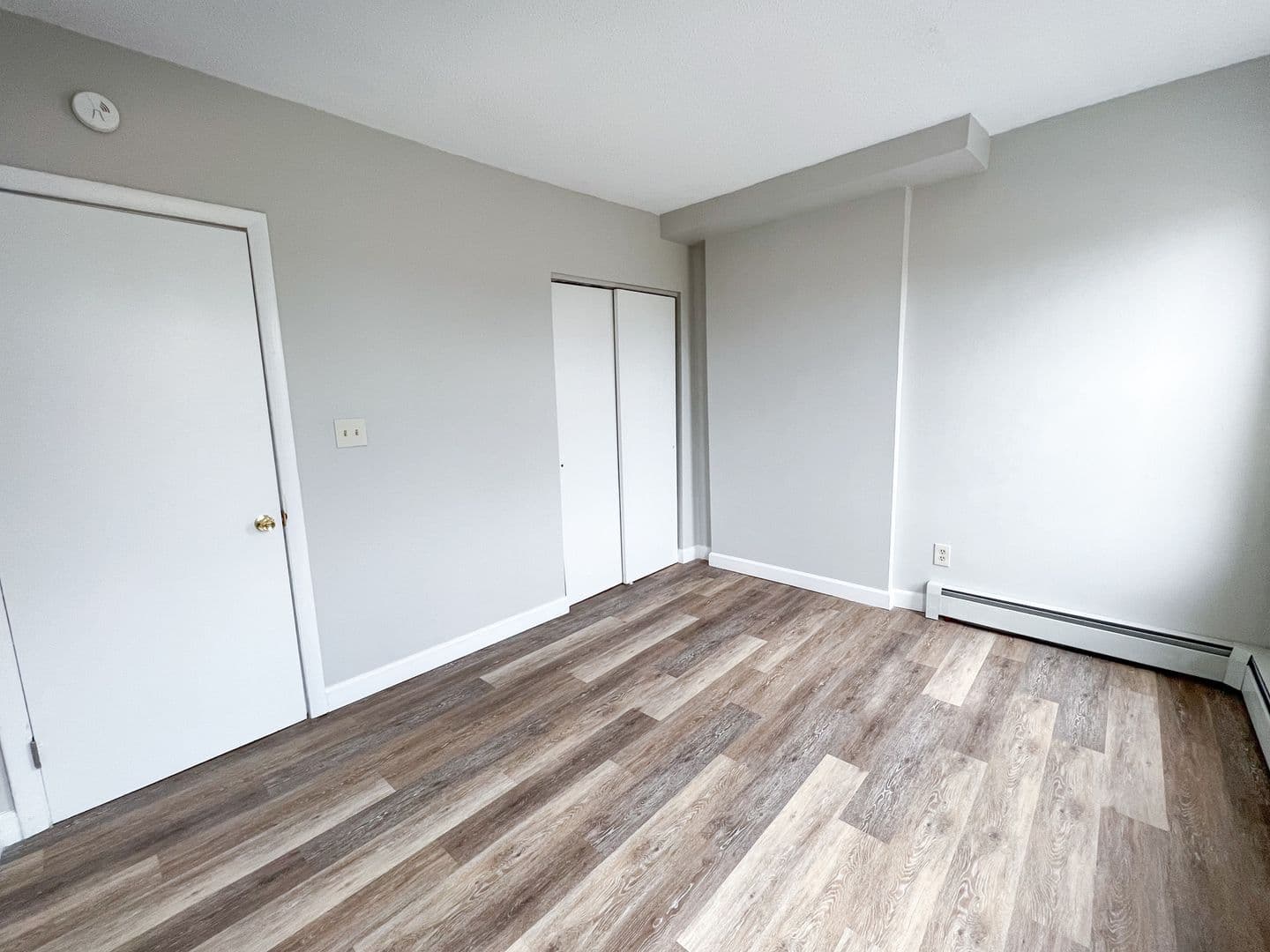 Hartford Apartment: 10 Winter St