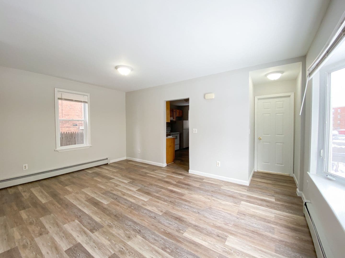 Hartford House: 158 Ward St
