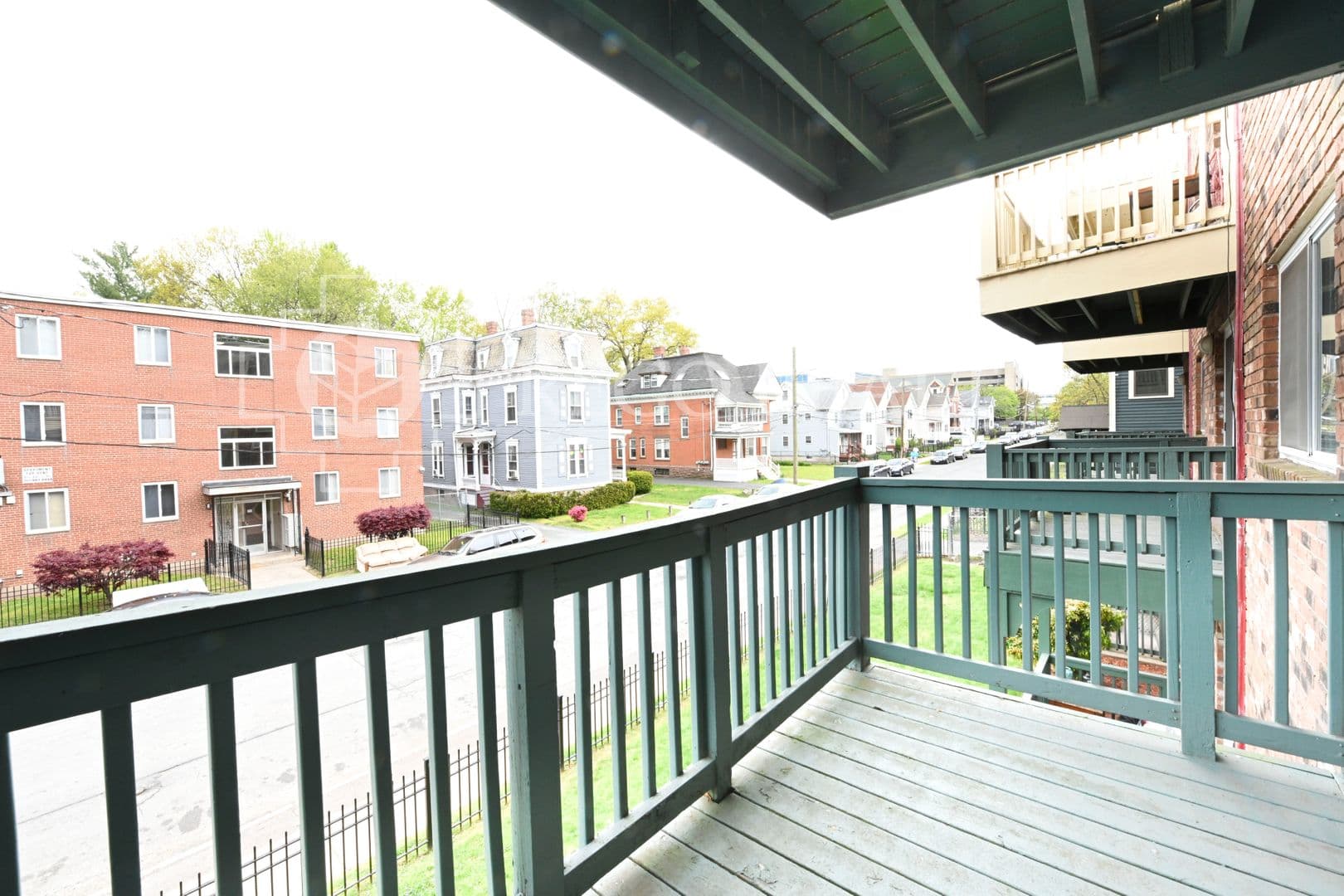Hartford Apartment: 45 Allen Pl
