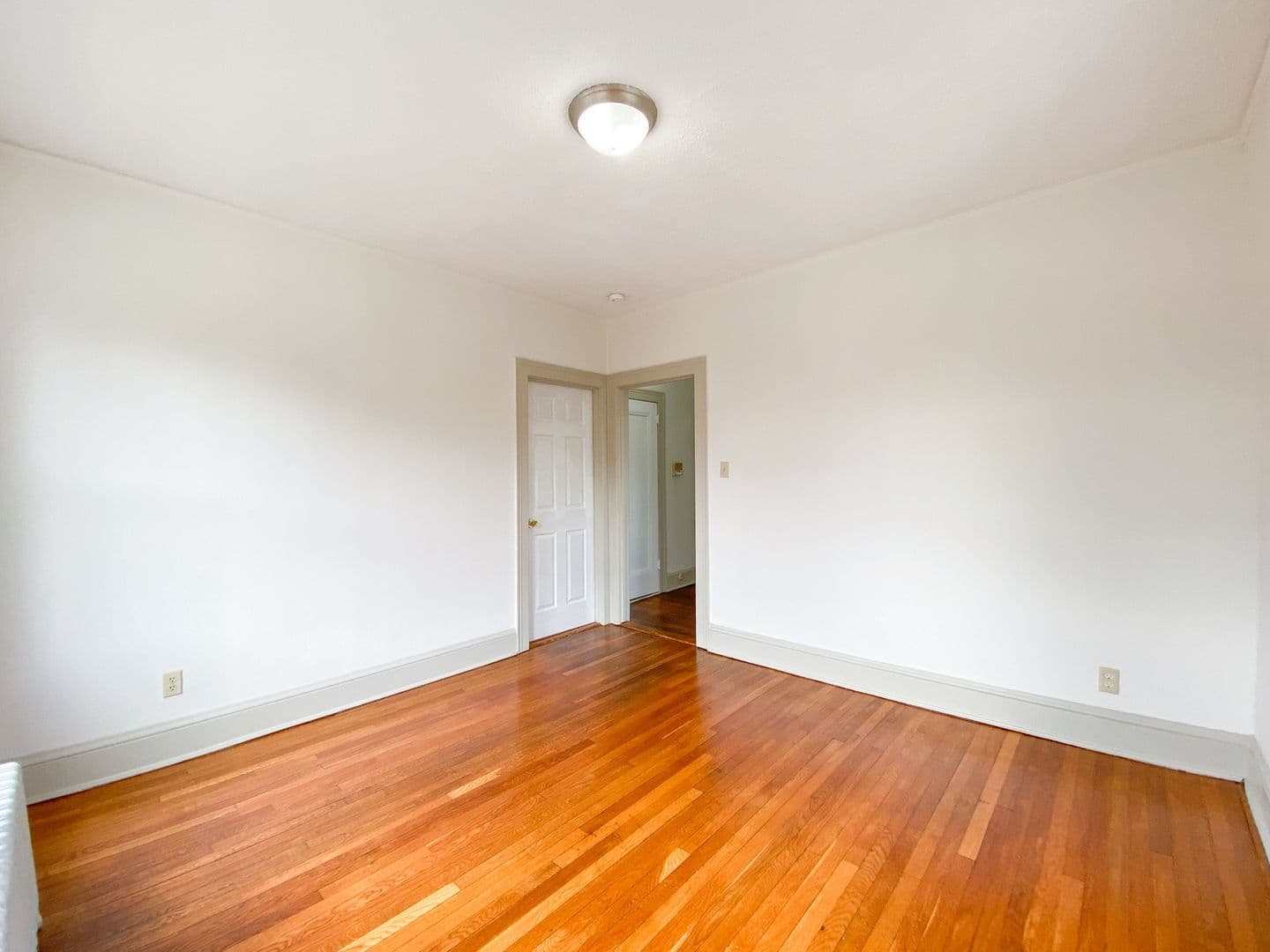 Hartford Apartment: 46 Grace St