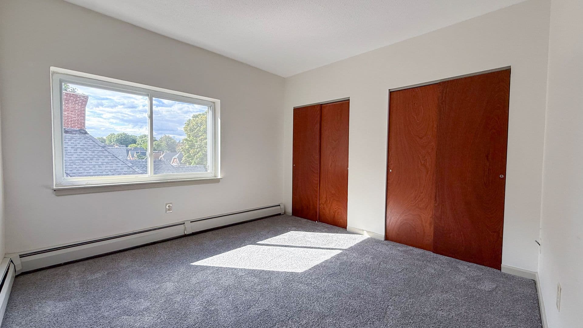 Hartford Apartment: 45 Allen Pl