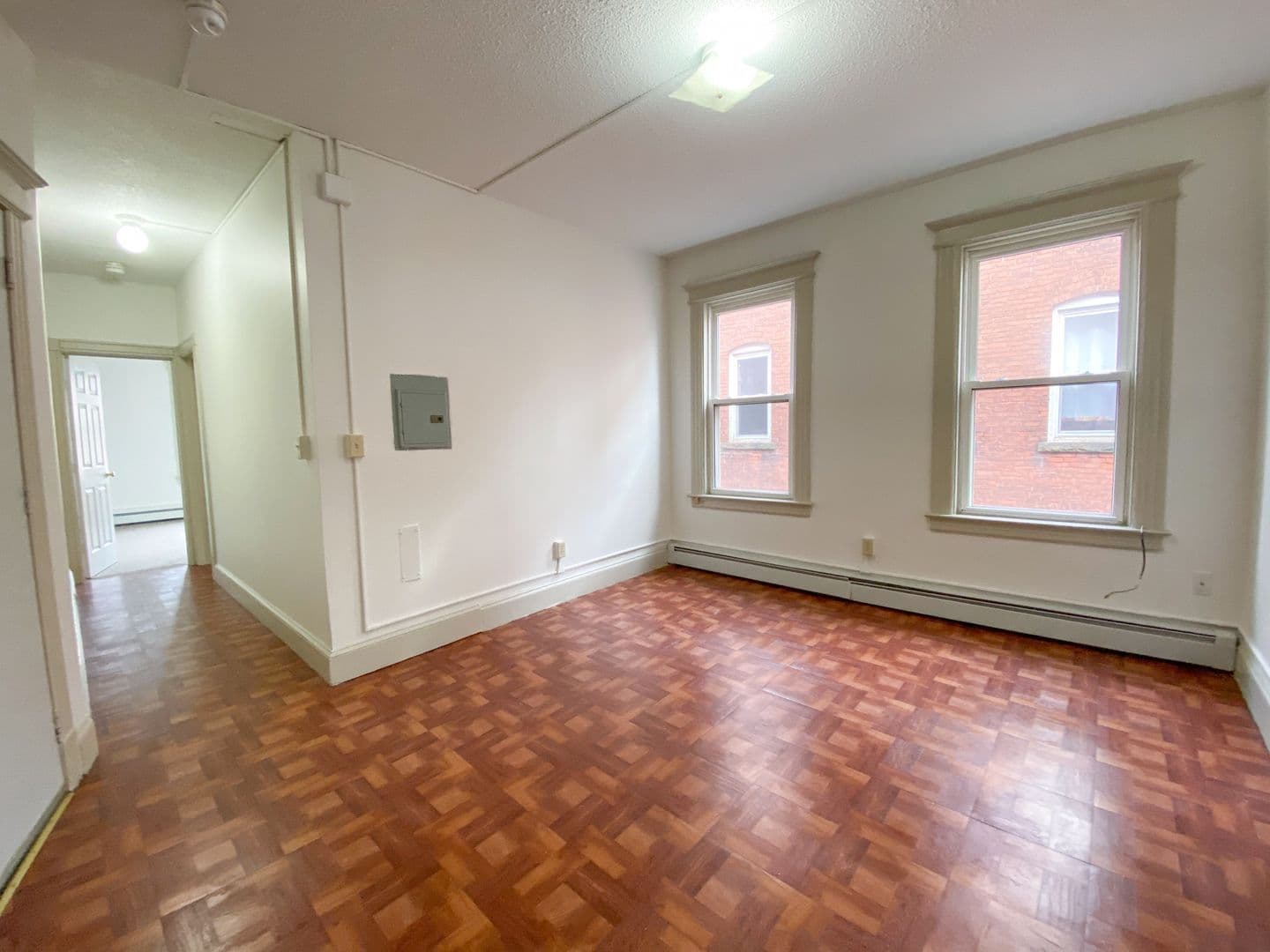 Hartford Apartment: 31-33 Bond St