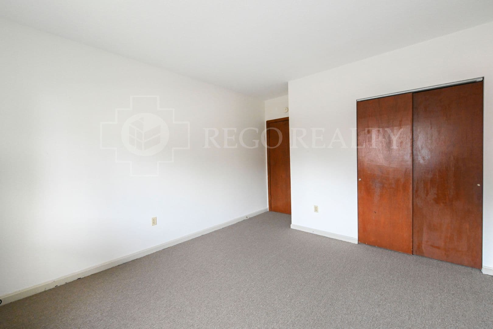 Hartford Apartment: 45 Allen Pl
