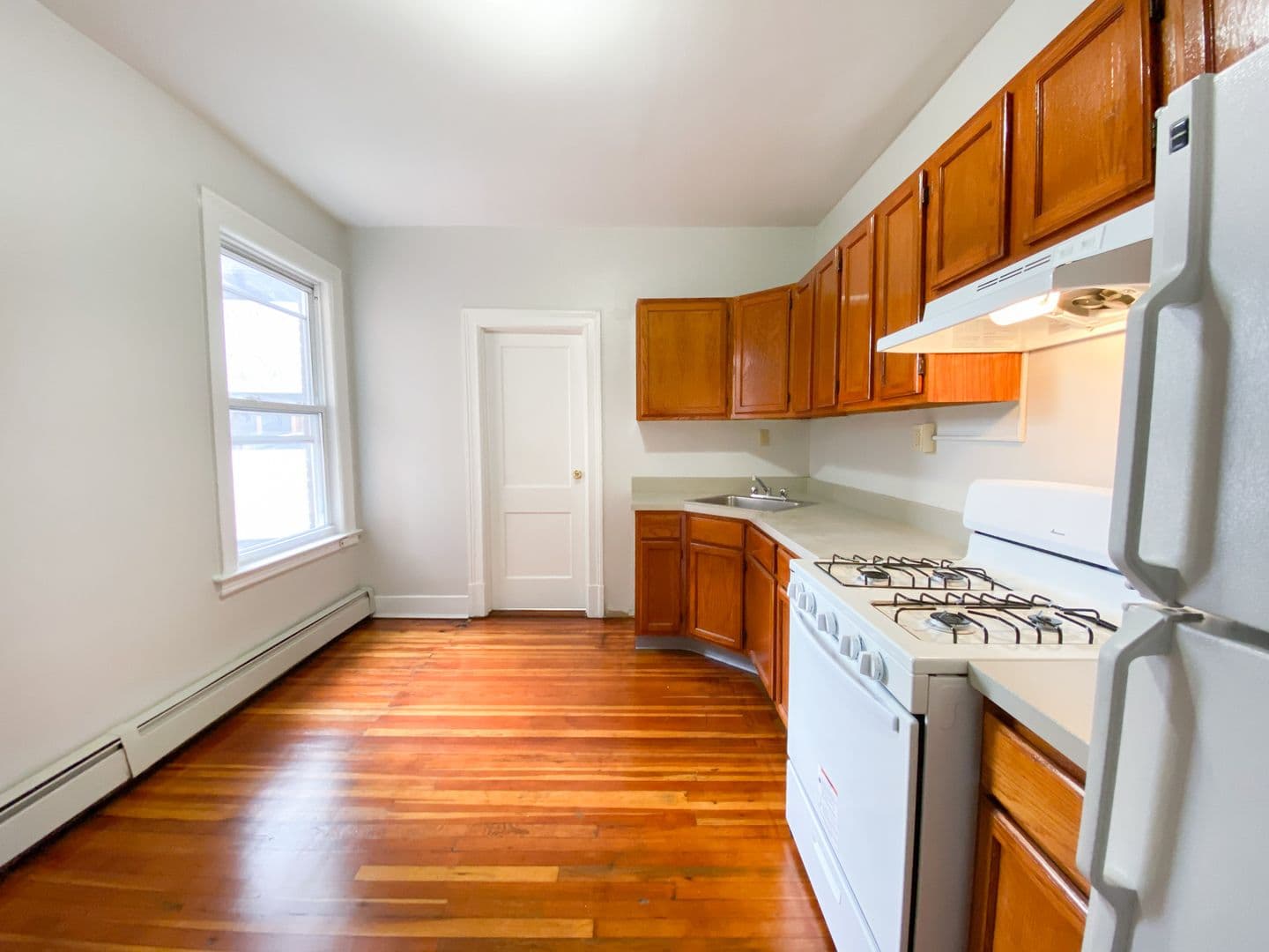 Hartford Apartment: 291 Buckingham St