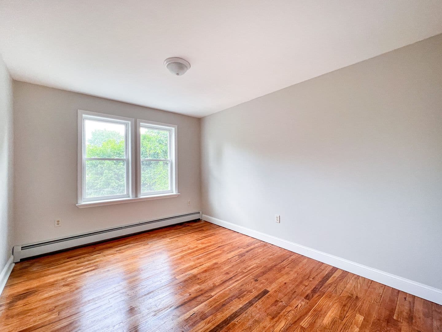 Hartford Apartment: 451-455 Edgewood St