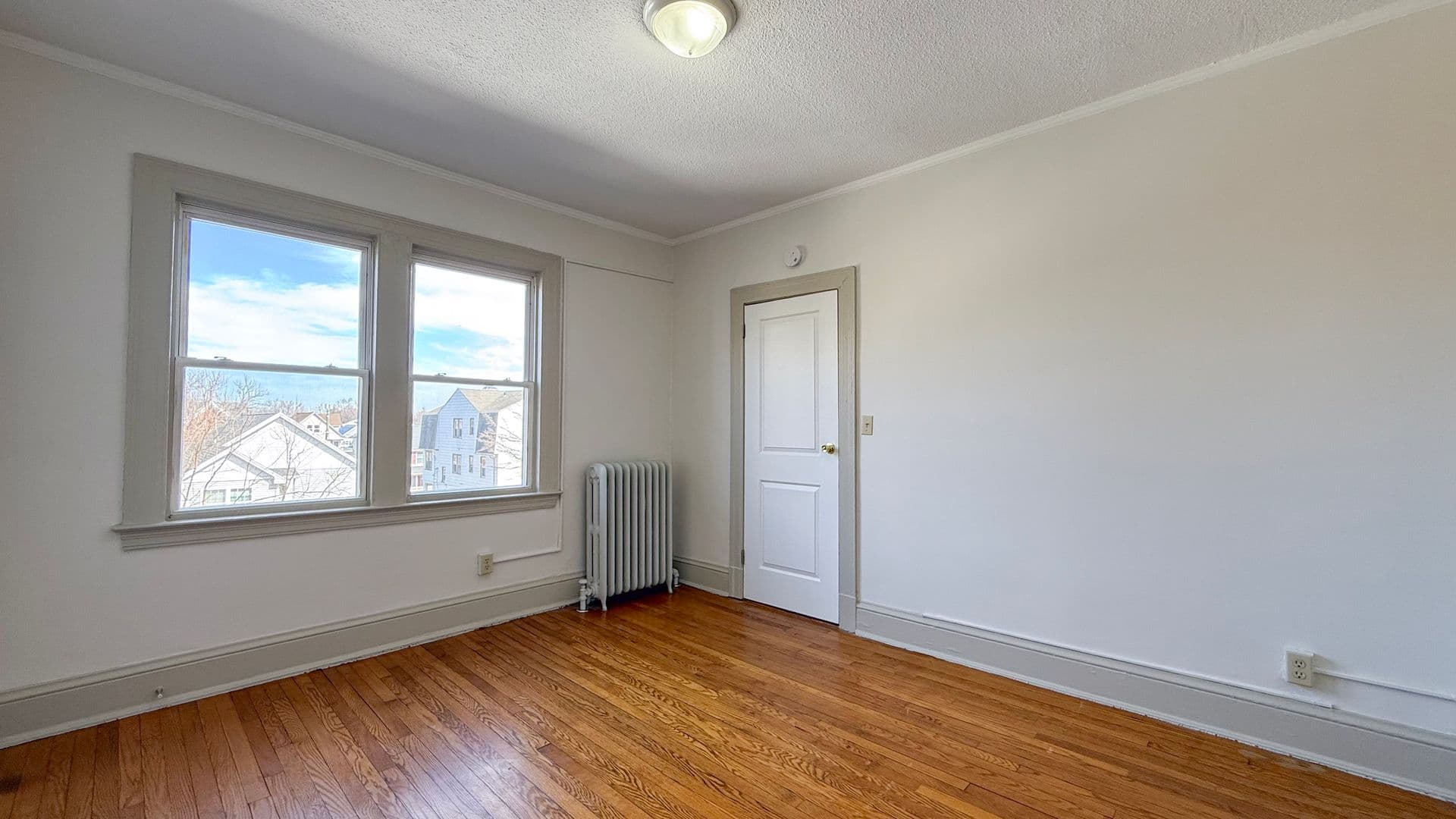 Hartford Apartment: 60-62 School St