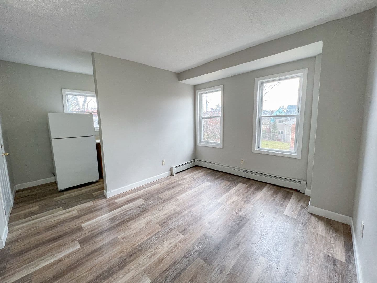 Hartford Apartment: 10 Winter St
