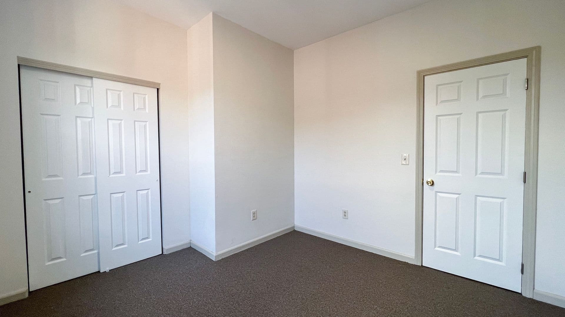 Hartford Apartment: 686-688 Broad St