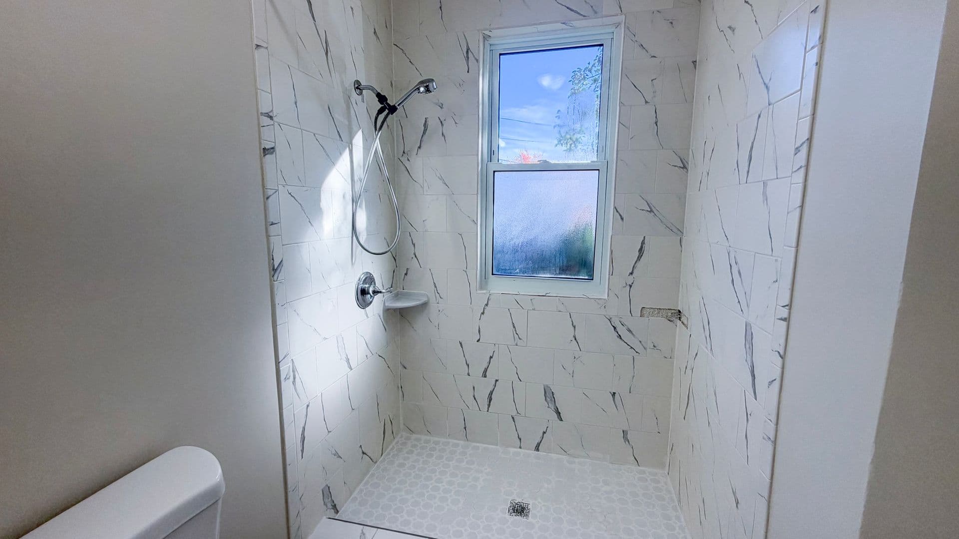 Hartford Apartment: 37-39 Dorothy St