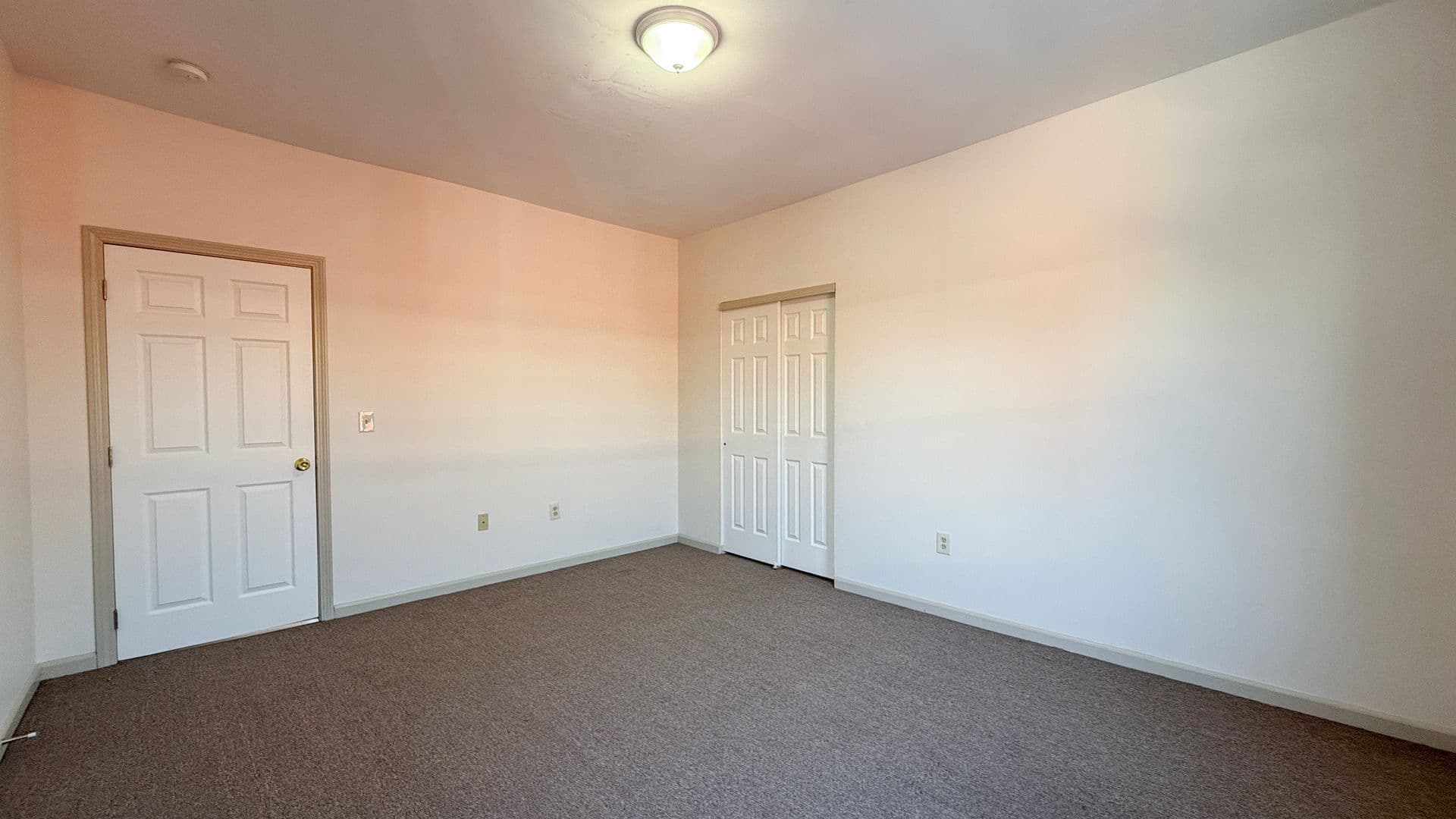 Hartford Apartment: 670-676 Broad St