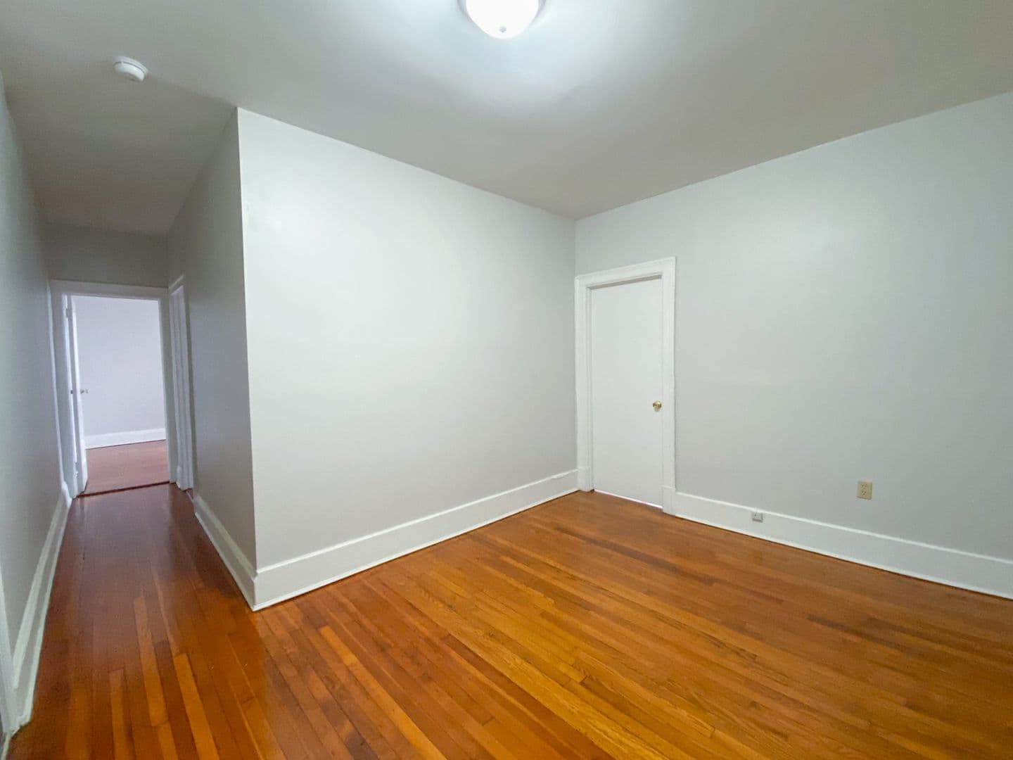 Hartford Apartment: 291 Buckingham St