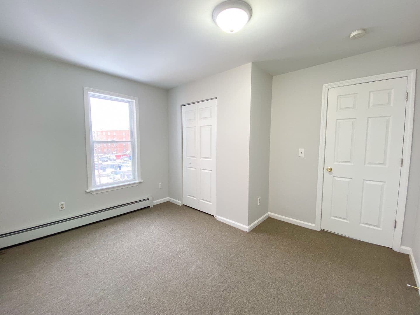 Hartford House: 158 Ward St