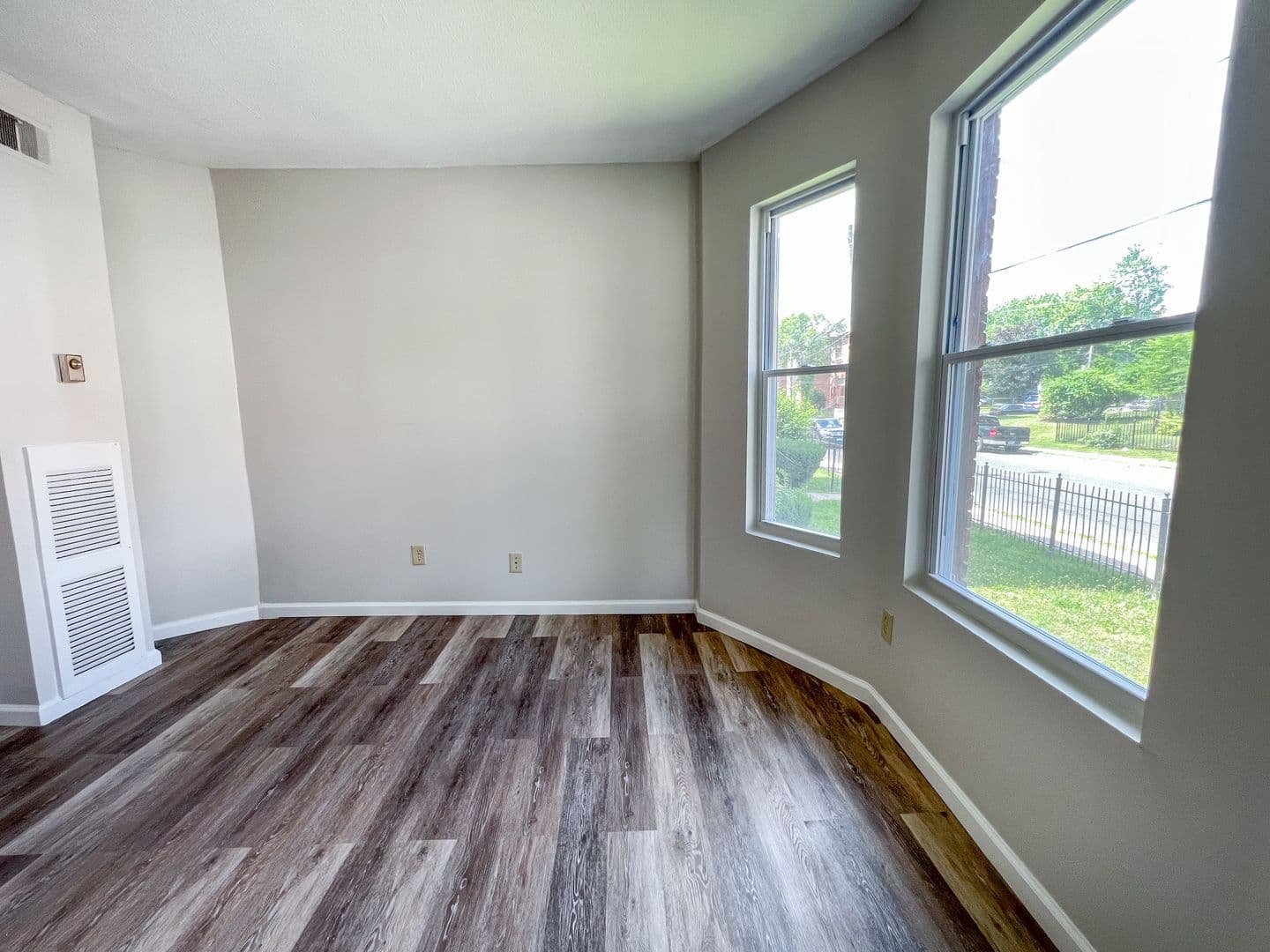 Hartford Apartment: 422-424 Garden St