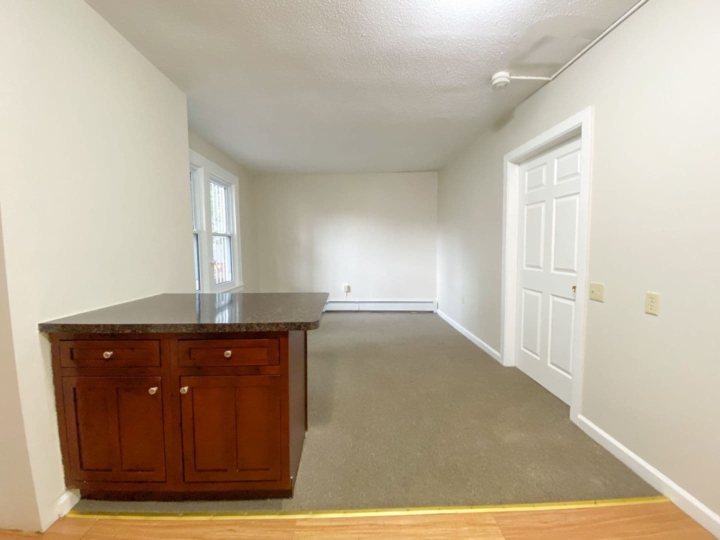 Hartford Apartment: 37-39 Dorothy St