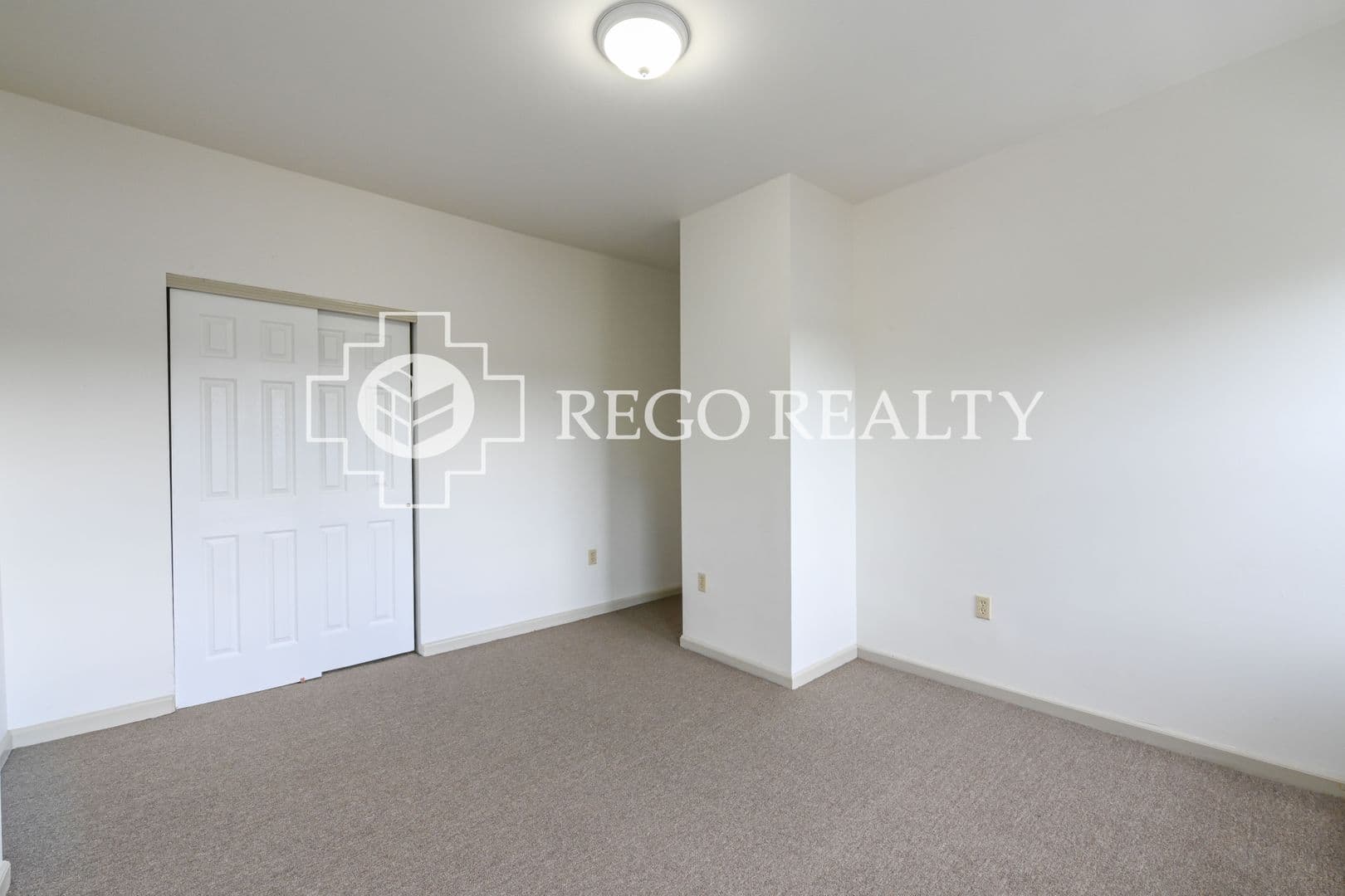 Hartford Apartment: 670-676 Broad St