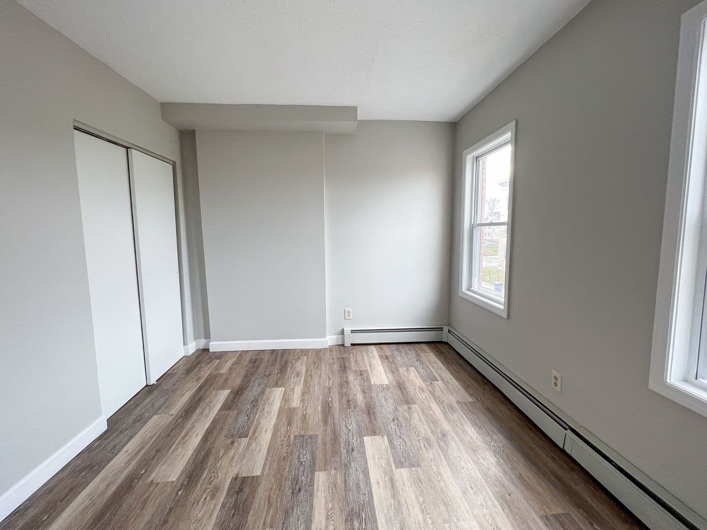 Hartford Apartment: 10 Winter St