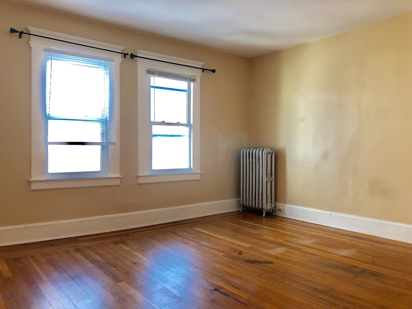 New Haven Apartment: 337 Winthrop