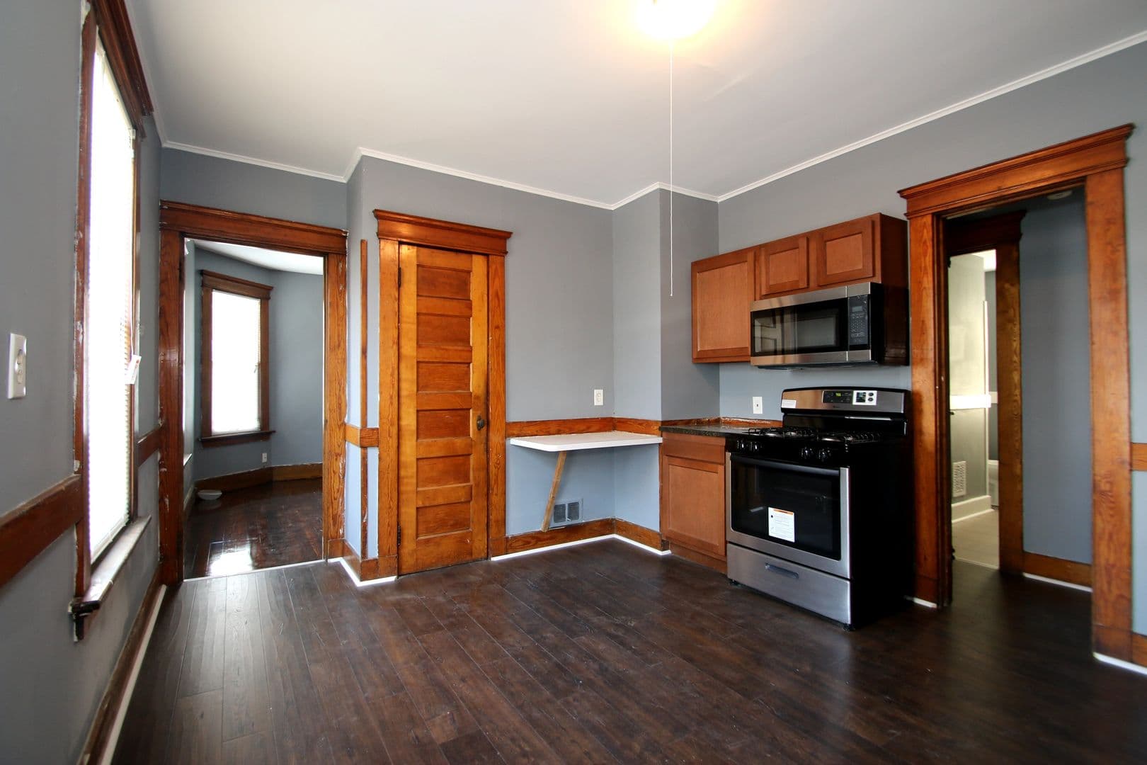 New Haven Apartment: 192 Chatham, 2nd Fl