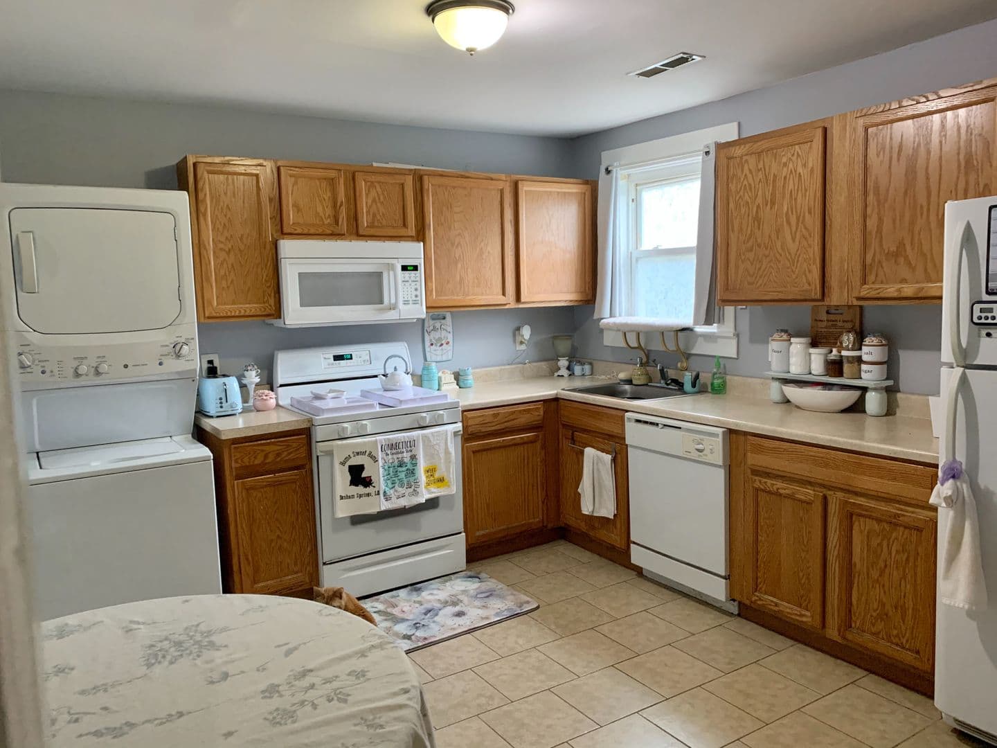 New Haven Apartment: 27 Harding Pl.