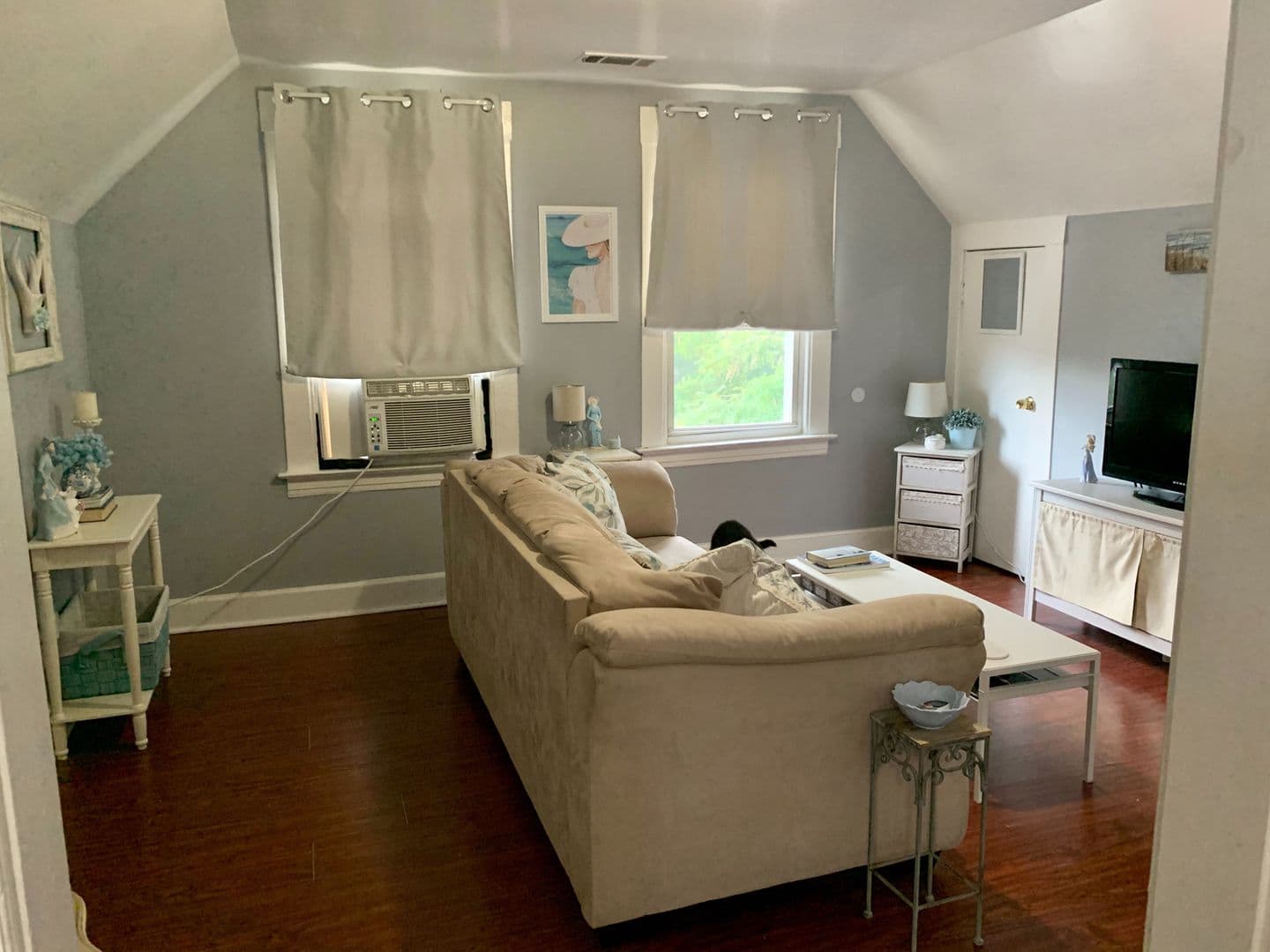 New Haven Apartment: 27 Harding Pl.
