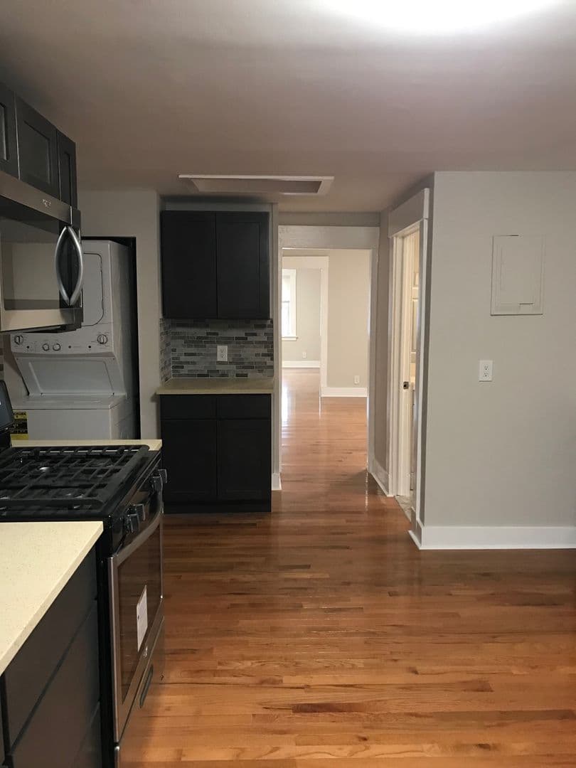 New Haven Apartment: 58 Ellsworth