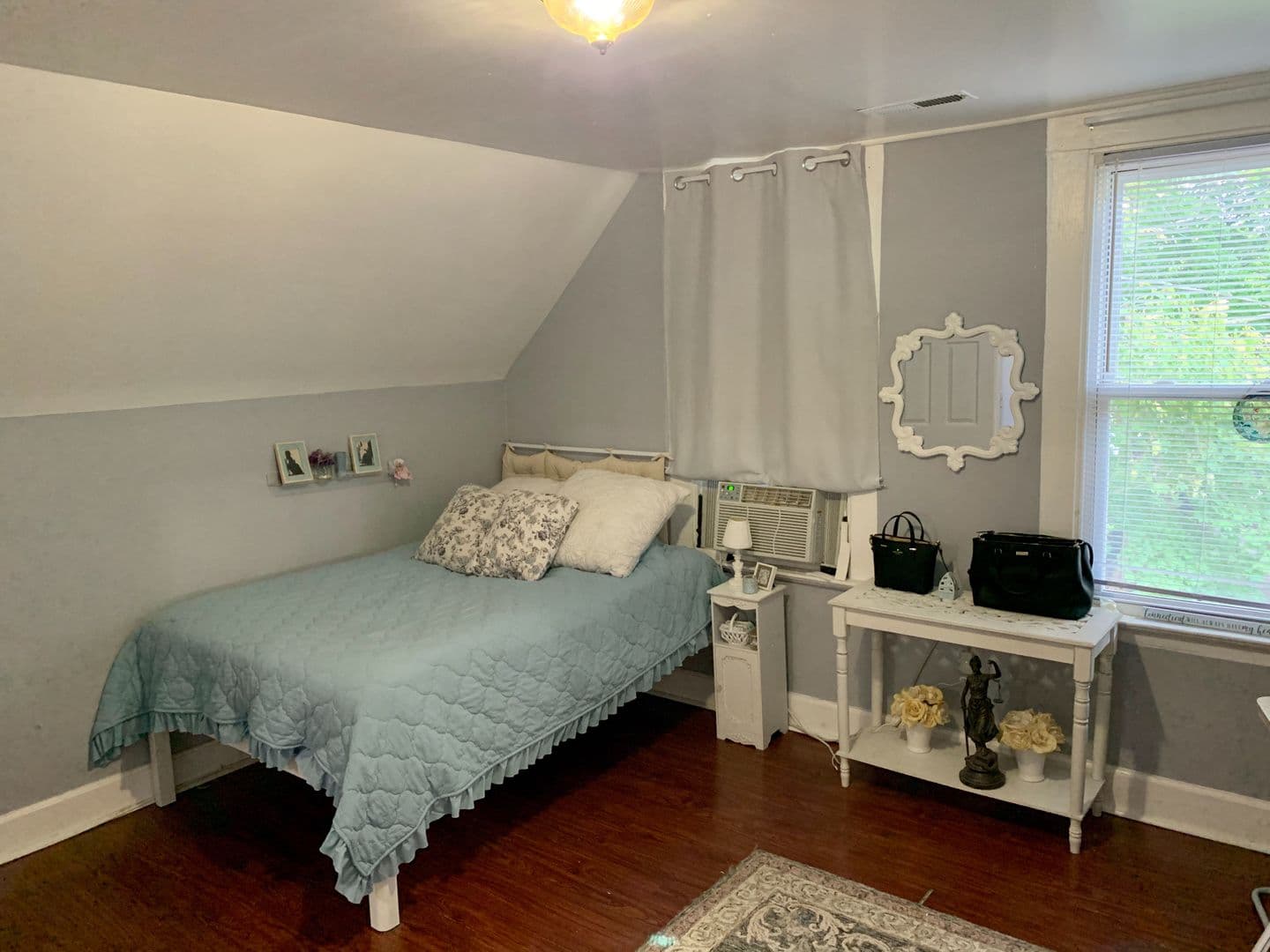 New Haven Apartment: 27 Harding Pl.