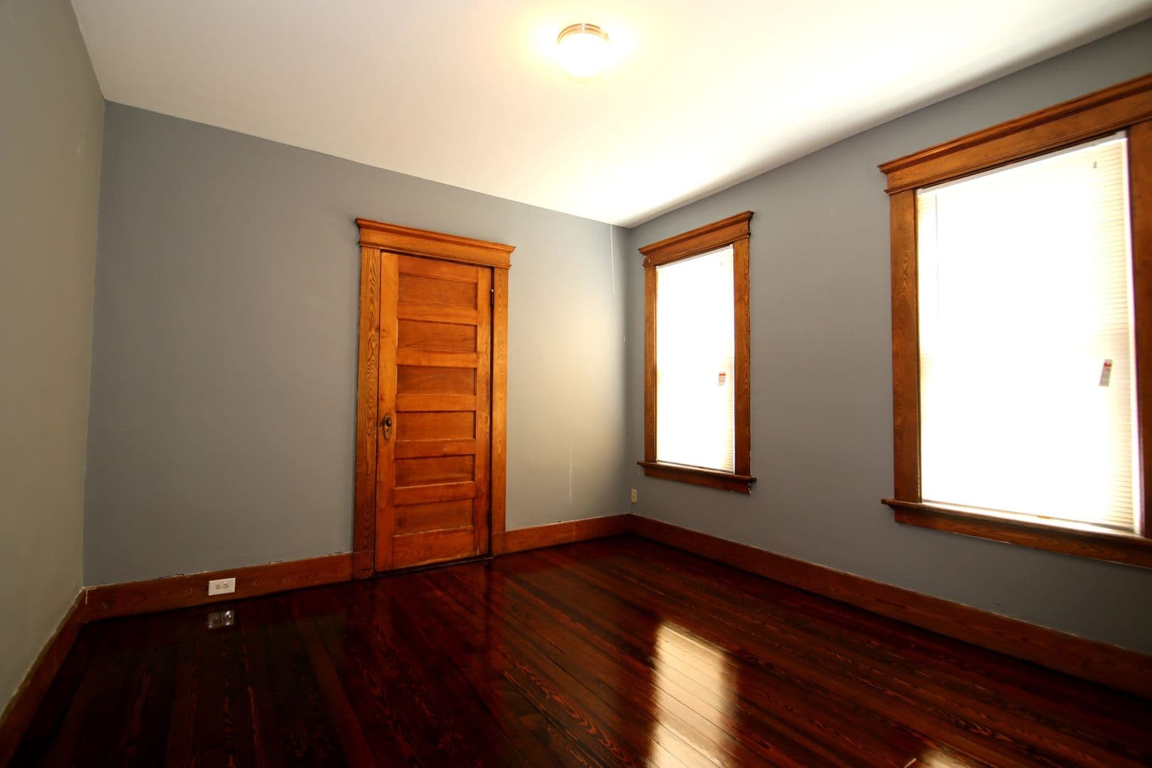 New Haven Apartment: 192 Chatham, 2nd Fl