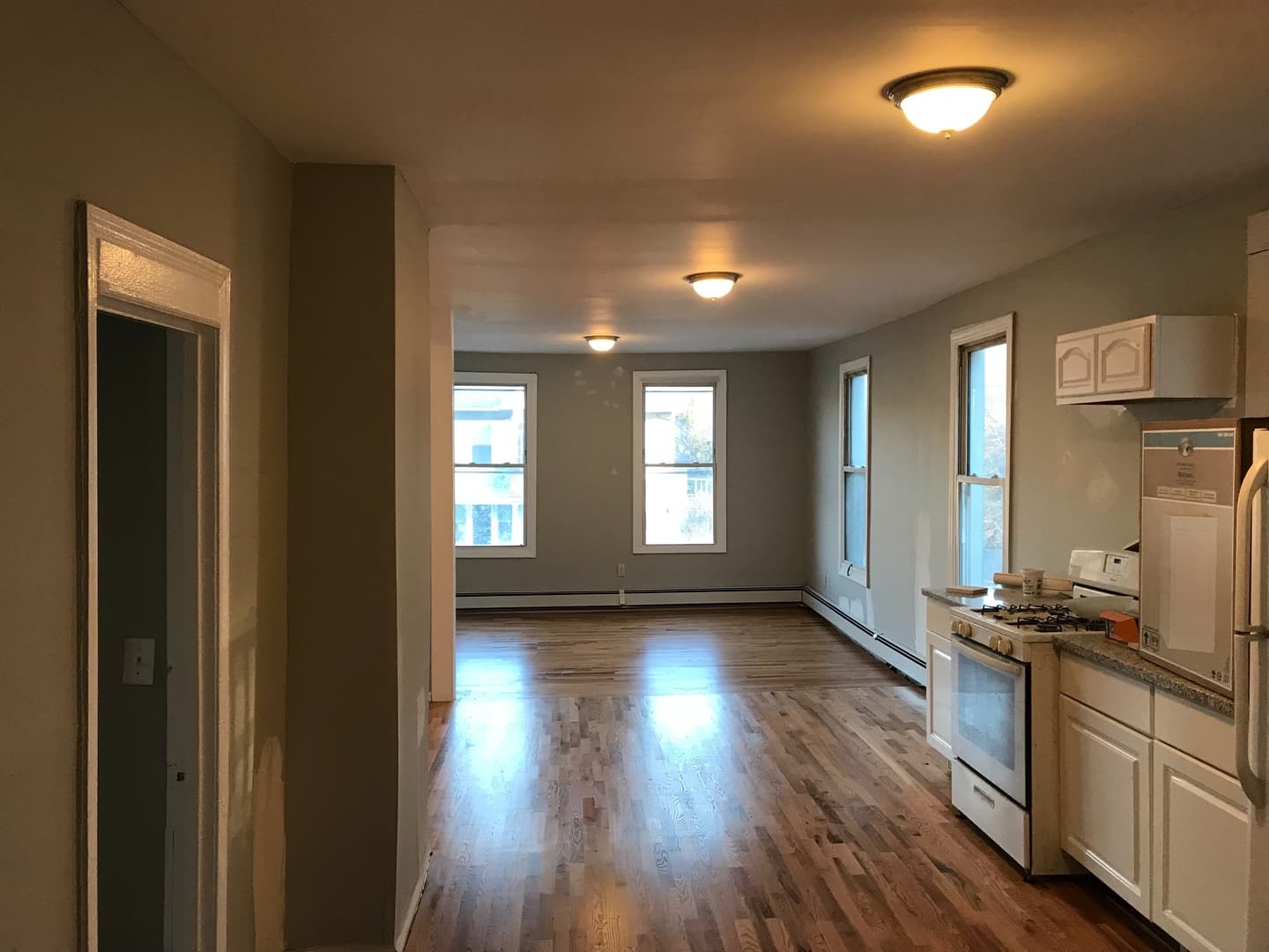 New Haven Apartment: 150 Farren Ave.