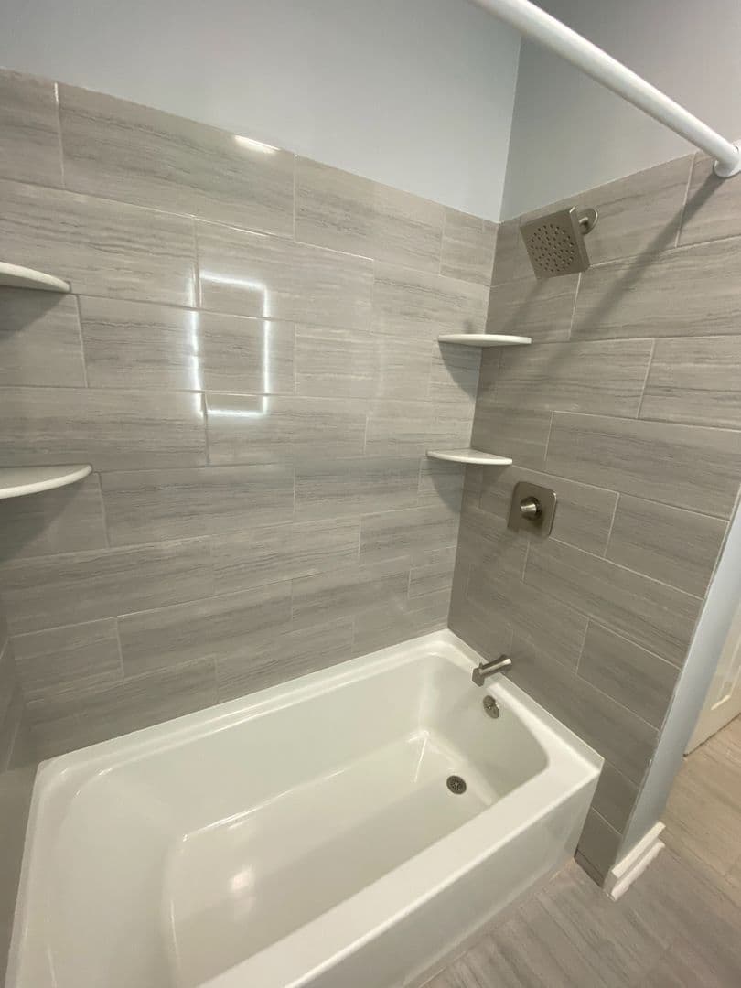 New Haven Apartment: 506 Ferry St