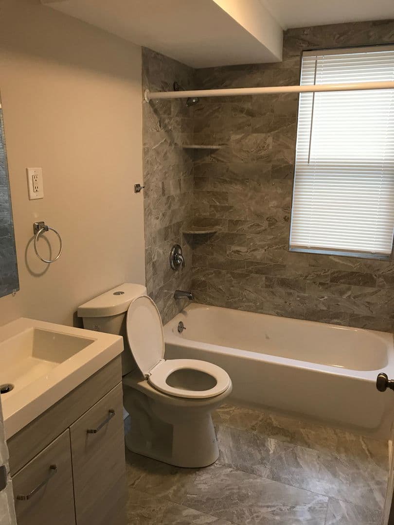 New Haven Apartment: 58 Ellsworth