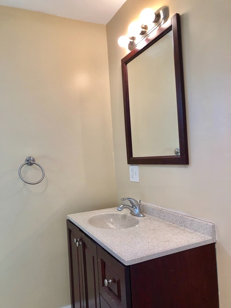 New Haven Apartment: 337 Winthrop