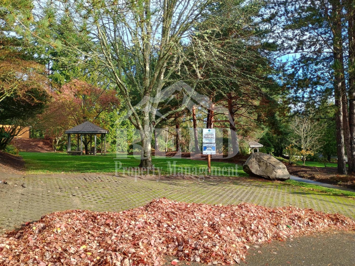 Silverdale House: 9758 Ebbtide Lane