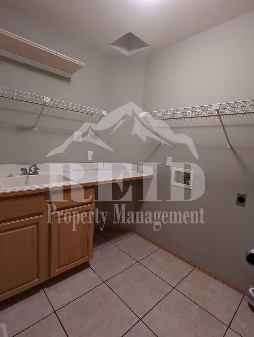 Port Orchard House: 7027 Killeen PL SW