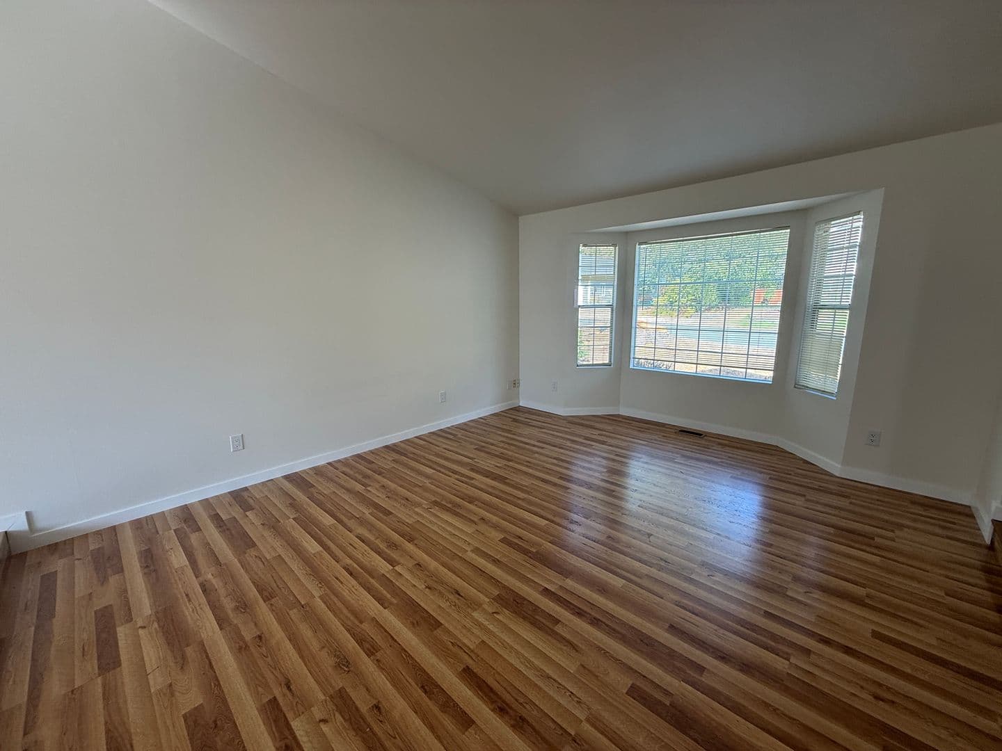 Silverdale House: 10242 Ashley Circle NW