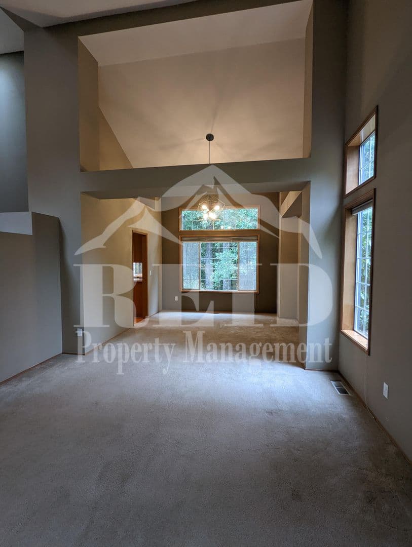 Port Orchard House: 7027 Killeen PL SW