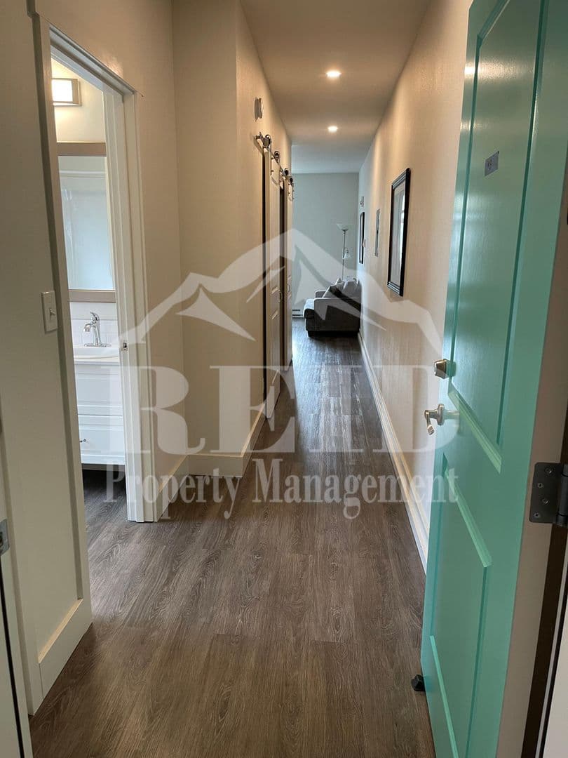 Bremerton House: 602 4th Street, Unit 2A