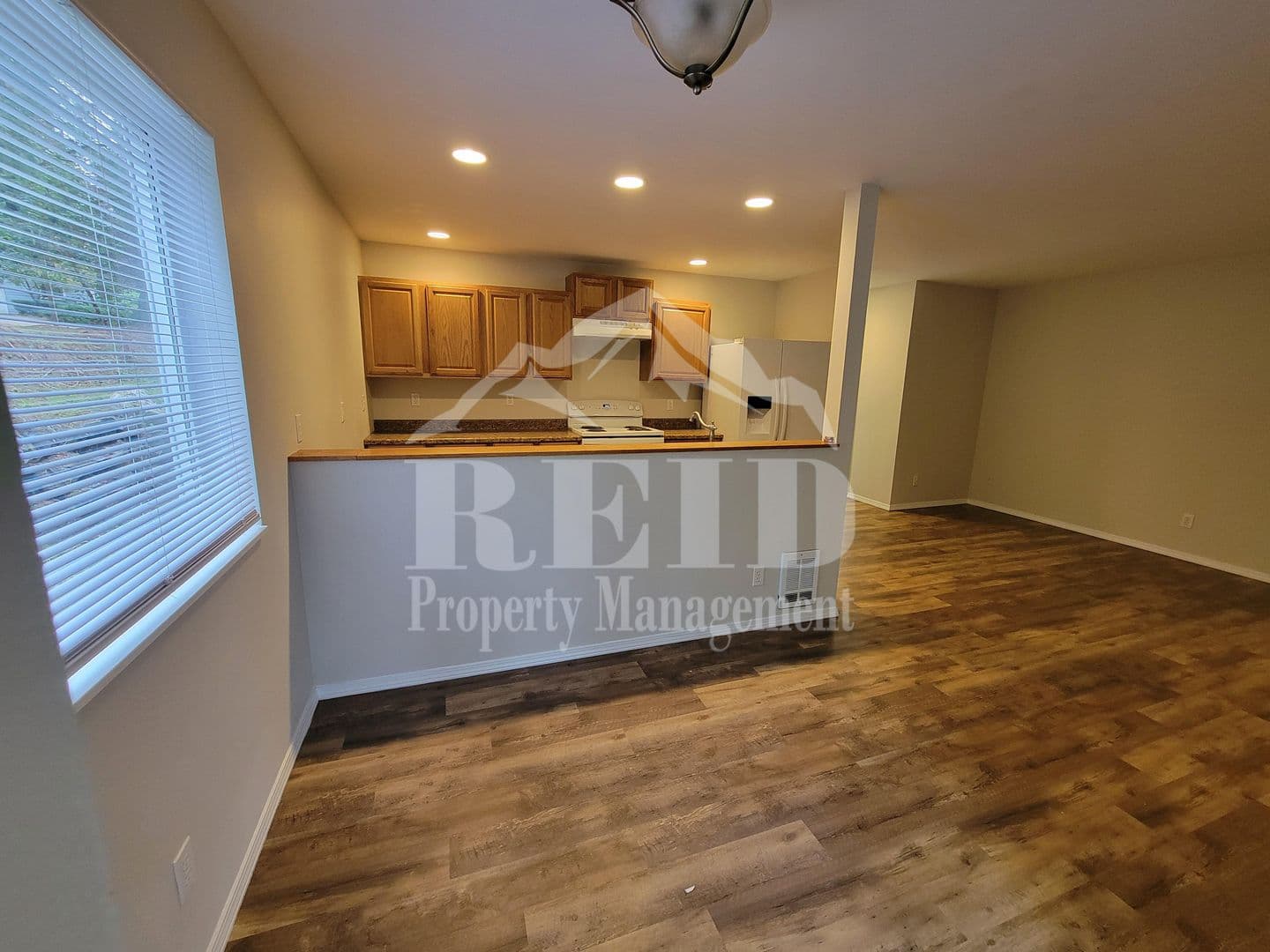 Silverdale House: 10309 Frontier Pl. NW