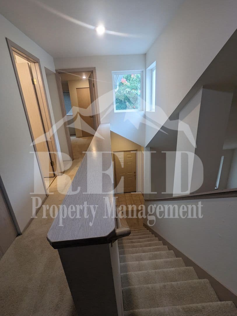 Silverdale Townhome: 12949 Granite Lane #105