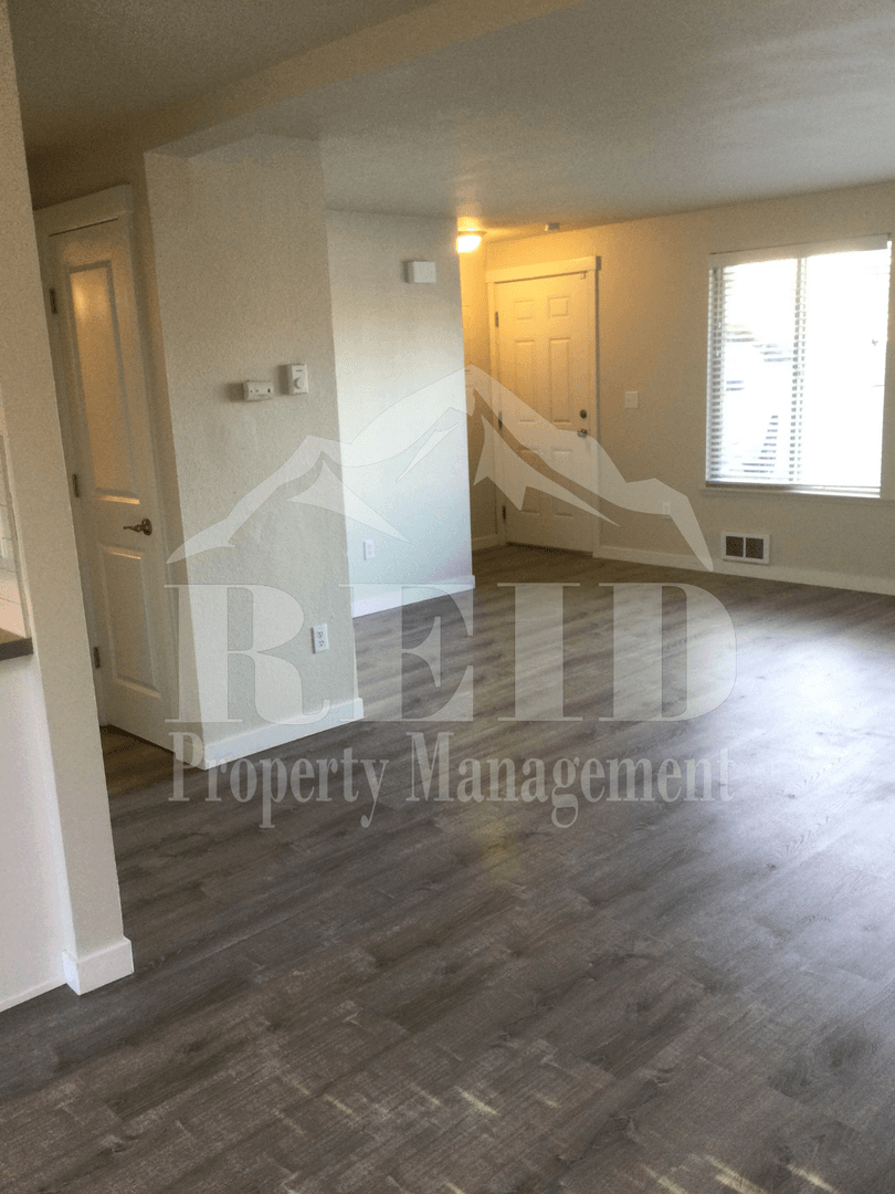 Bremerton Townhome: 2609 25th Street