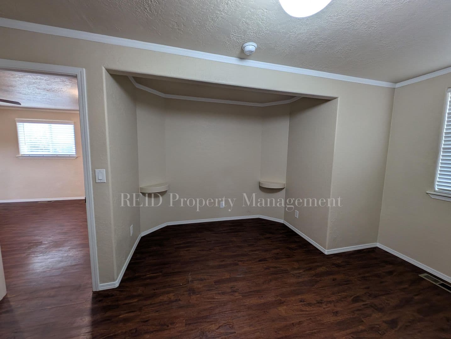 Bremerton House: 657 Pleasant Ave