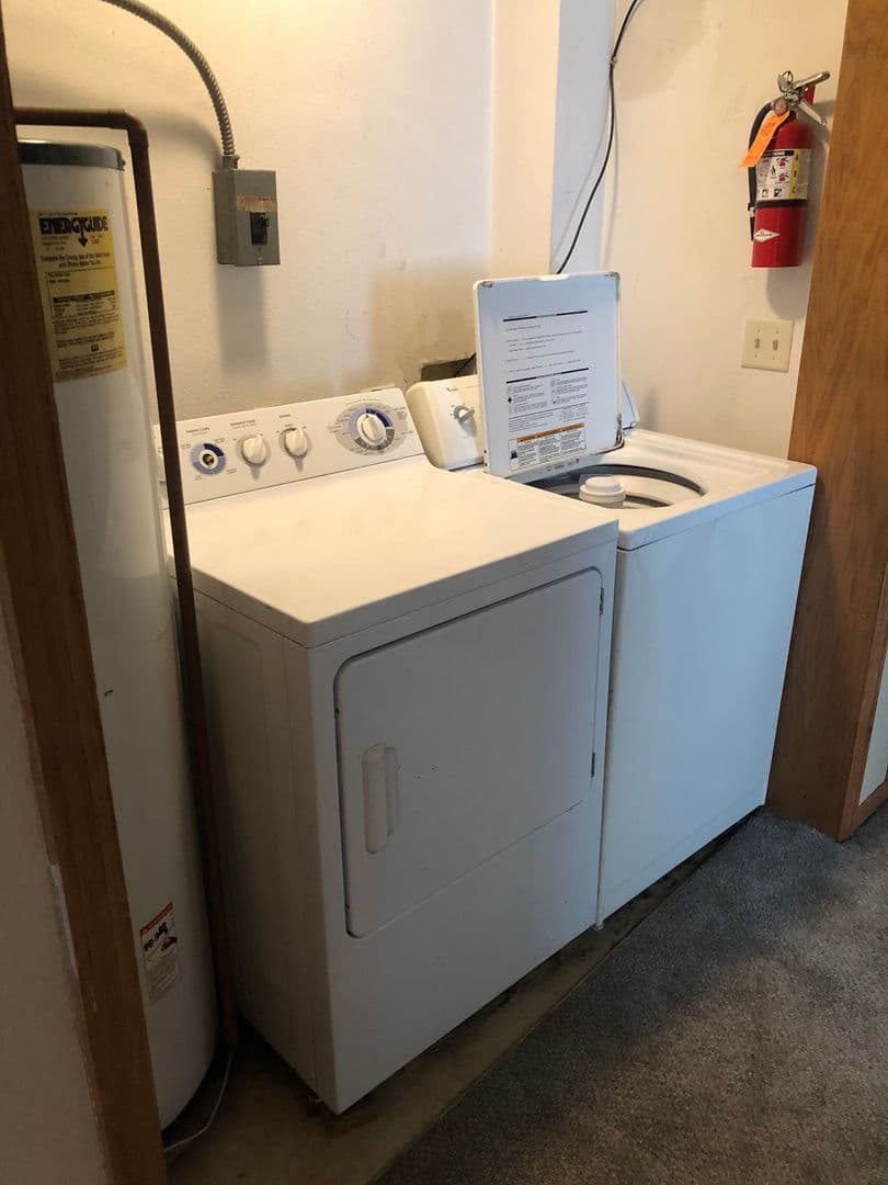 Minneapolis Apartment: 1030 Knox Ave N