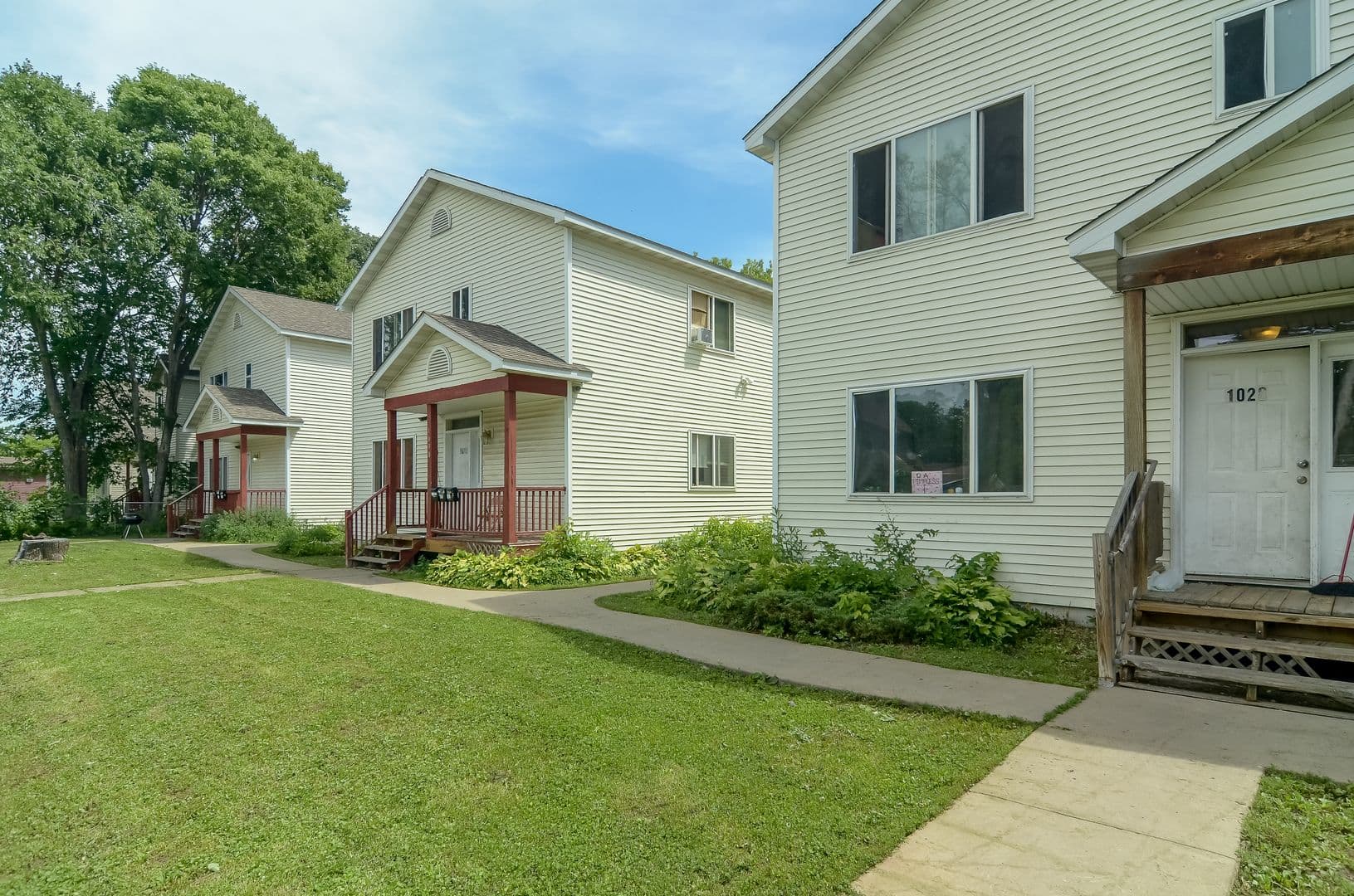 Minneapolis Apartment: 1030 Knox Ave N