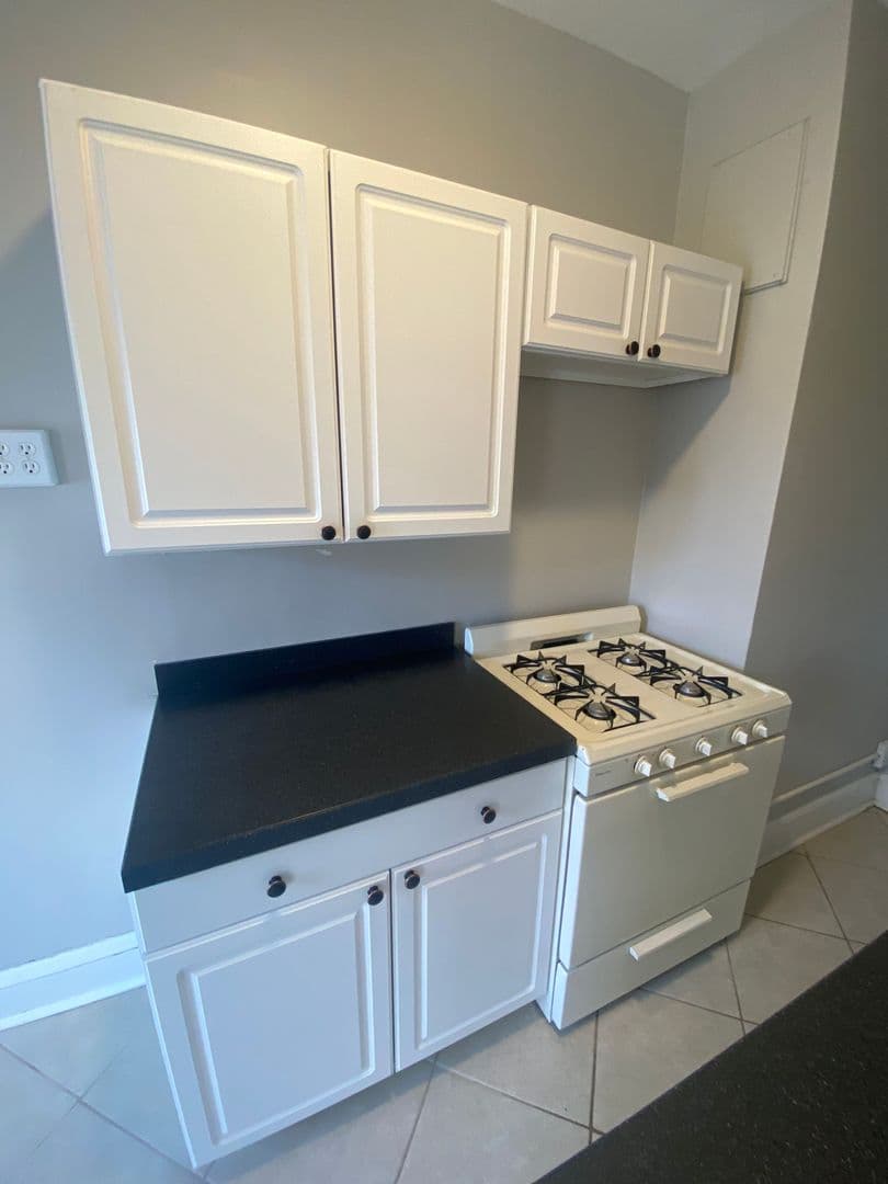 Minneapolis Apartment: 230 Oak Grove Street