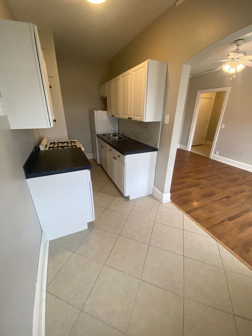 Minneapolis Apartment: 230 Oak Grove Street