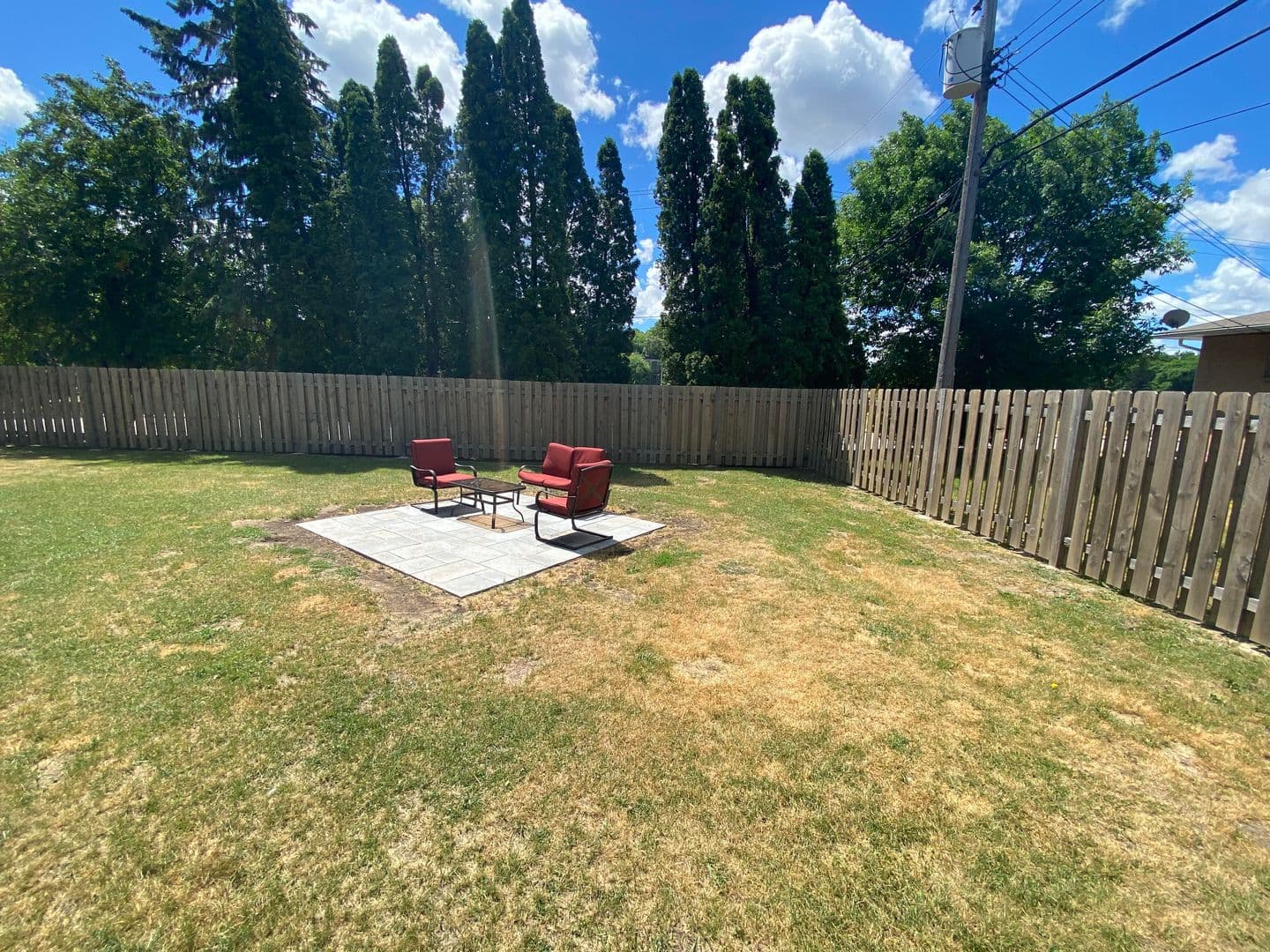 New Hope Apartment: 7104 36th Ave N