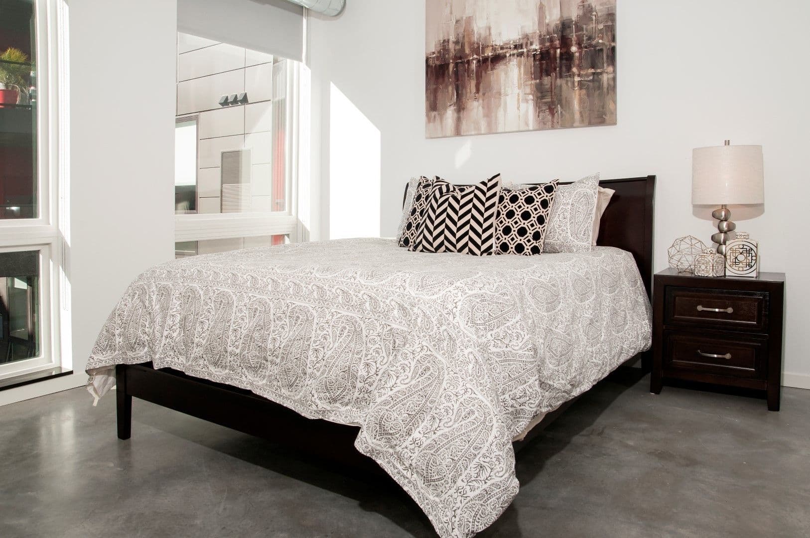 Minneapolis Apartment: 915 Washington Ave N