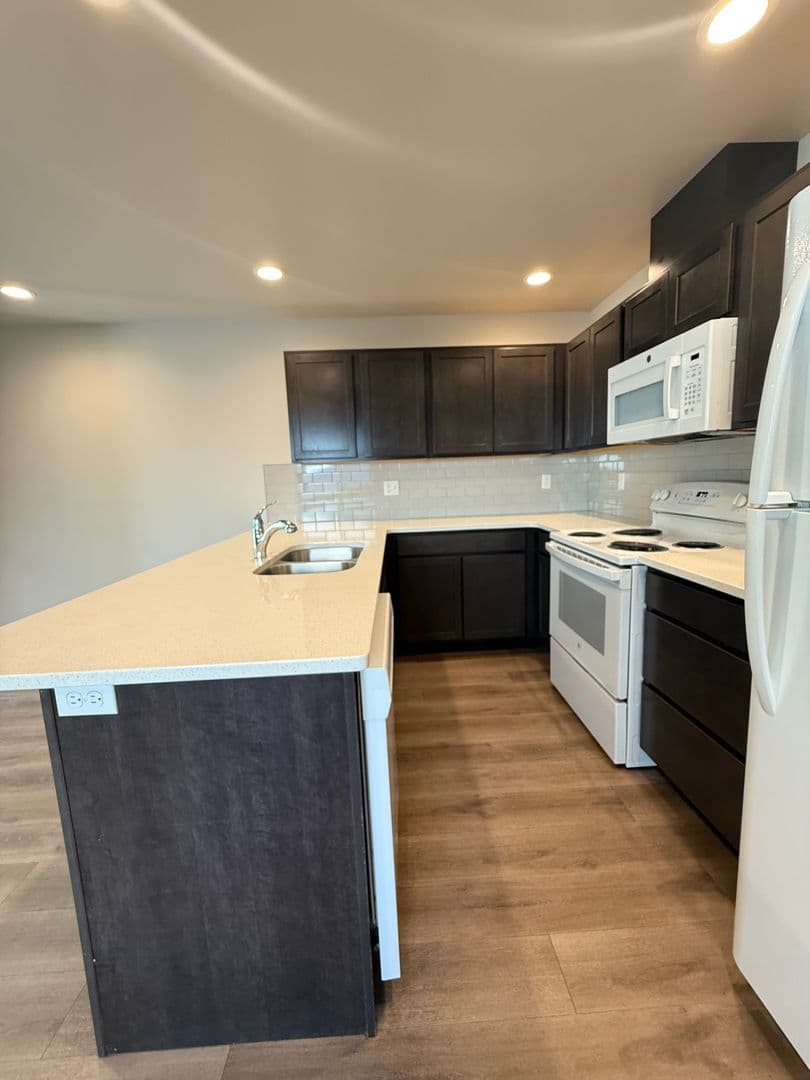 Yakima Townhome: 47 Samantha Court