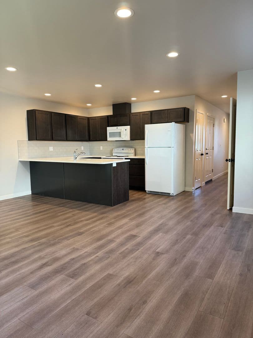 Yakima Townhome: 47 Samantha Court